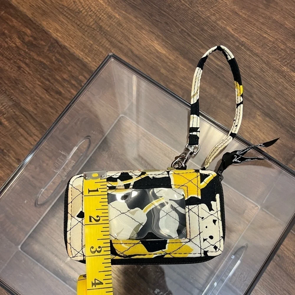 Vera Bradley Dogwood Floral Pattern ID Wristlet Wallet Multicolor